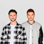 Фото: Lucas & Steve