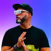 Фото: Roger Sanchez