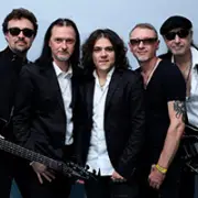 Фото: Земляне