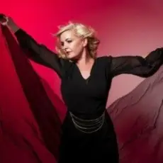 Обложка: Omnia feat. Audrey Gallagher - I Believe