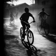 Обложка: 100лиця - Молодість