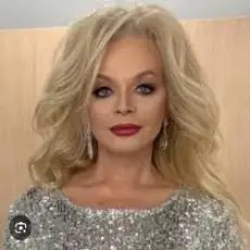 Обложка: Лариса Долина - Острова любви