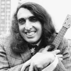 Обложка: Tiny Tim - Tiptoe Through The Tulips