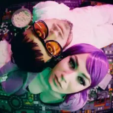 Обложка: BESS & Käärijä - Kaistaa