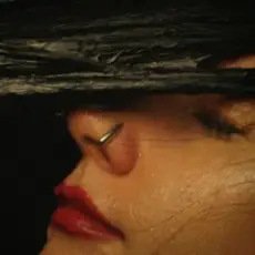 Обложка: MI MI MARII - Впусти мене в свої думки