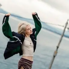 Обложка: SHY - Ти не зможеш мене зрозуміти