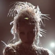 Обложка: Miley Cyrus - End Of The World