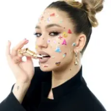 Обложка: Уляна Шуба - Надя