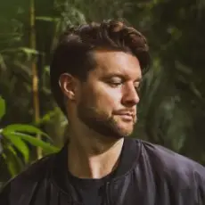 Обложка: Yotto feat. CAPS - Wondering