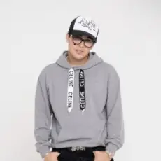 Обложка: Oscar Ortiz - Amigos Para Que