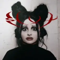 Обложка: Valencia Grace - S!ut