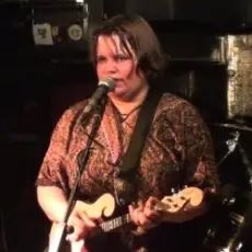 Обложка: Дочь Монро и Кеннеди – Розы