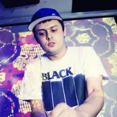 Обложка: DZA - Желание