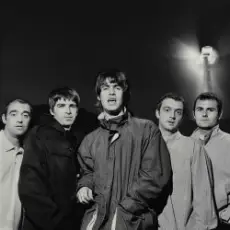 Обложка: Oasis - Cigarettes and alcohol