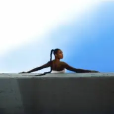 Обложка: Coco Jones - Taste