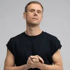 Обложка: Armin van Buuren feat. feat. BullySongs - Caught In The Slipstream (RAI Remix)