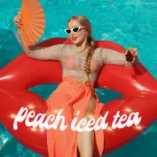 Обложка: Emilee Lucia - peach iced tea