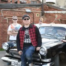 Обложка: M.A.D. Band - Fotoapparat (Camera)