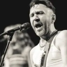 Обложка: Ленинград - Не Париж