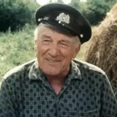 Обложка: К/Ф “Человек на полустанке” - Шла война к тому Берлину