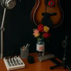 Обложка: Бандерівський Біт – Чому любов приходить, коли пізно