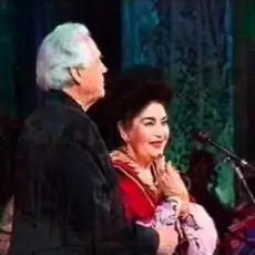 Обложка: С.Криворучко & В.Миркотан - Мiсяць на небi