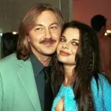 Обложка: Николаев Игорь и Наташа - Дельфин и русалка