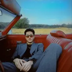 Обложка: SAYAN - Мальборо