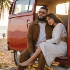 Обложка: Farruko & Becky G – Perfecto (feat. God Music)
