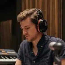 Обложка: Alex Wright - Cuesta