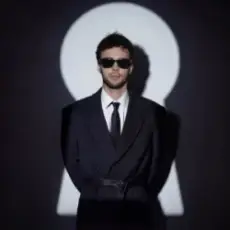 Обложка: Max Barskih - Не складається