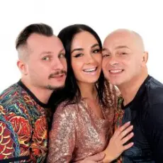 Обложка: Краски - Сегодня К маме я приехала домой