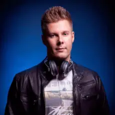 Обложка: Radion6 - Shockwave