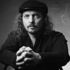 Обложка: Михаил Башаков - Элис