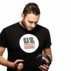 Обложка: Ivan Nikusev - Aurora (Airwave Breaks Remix)