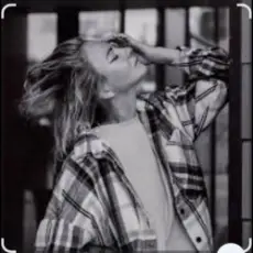 Обложка: Нейросеть - Жизнь меня не учит я дурак